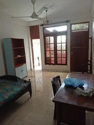 Ensuite Room -Nugegoda Town Suburb