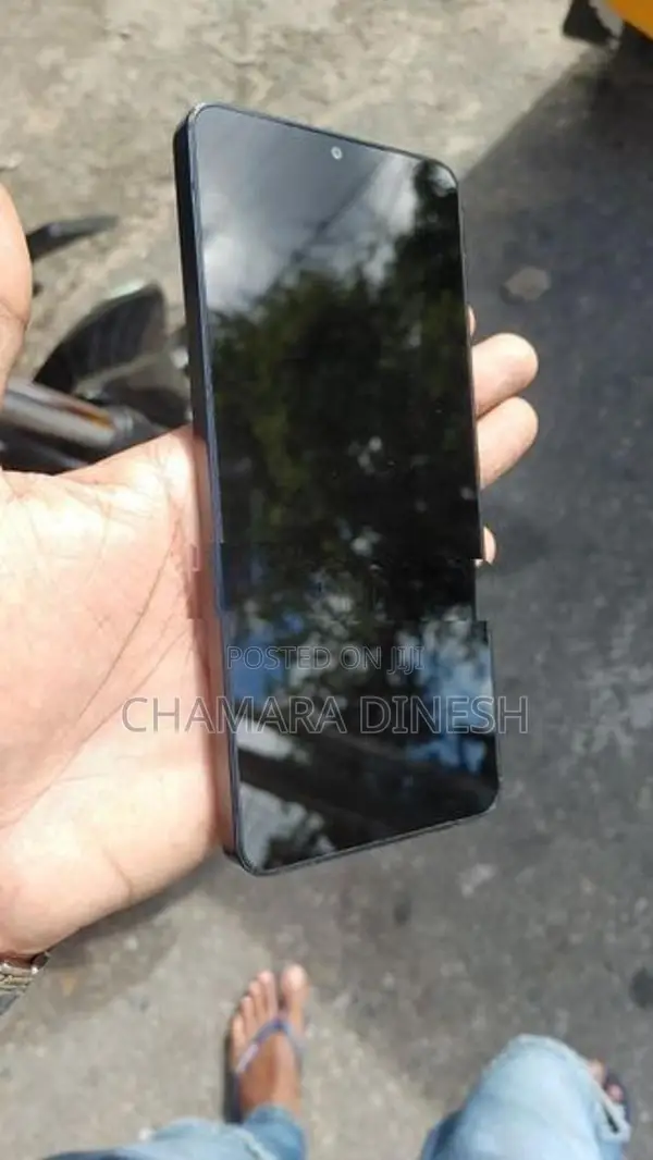 Samsung Galaxy A06 (Used)