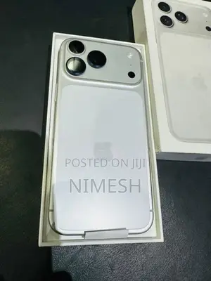 Apple iPhone 17 Pro Max 256GB (Used)