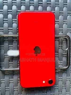 Apple iPhone SE (Used)