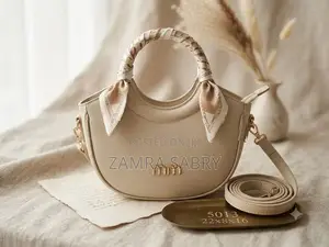 Hand bag