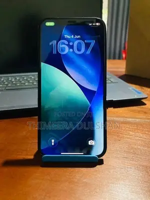 Apple iPhone 12 (Used)