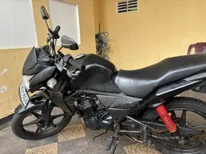 Honda Twister 110 2016