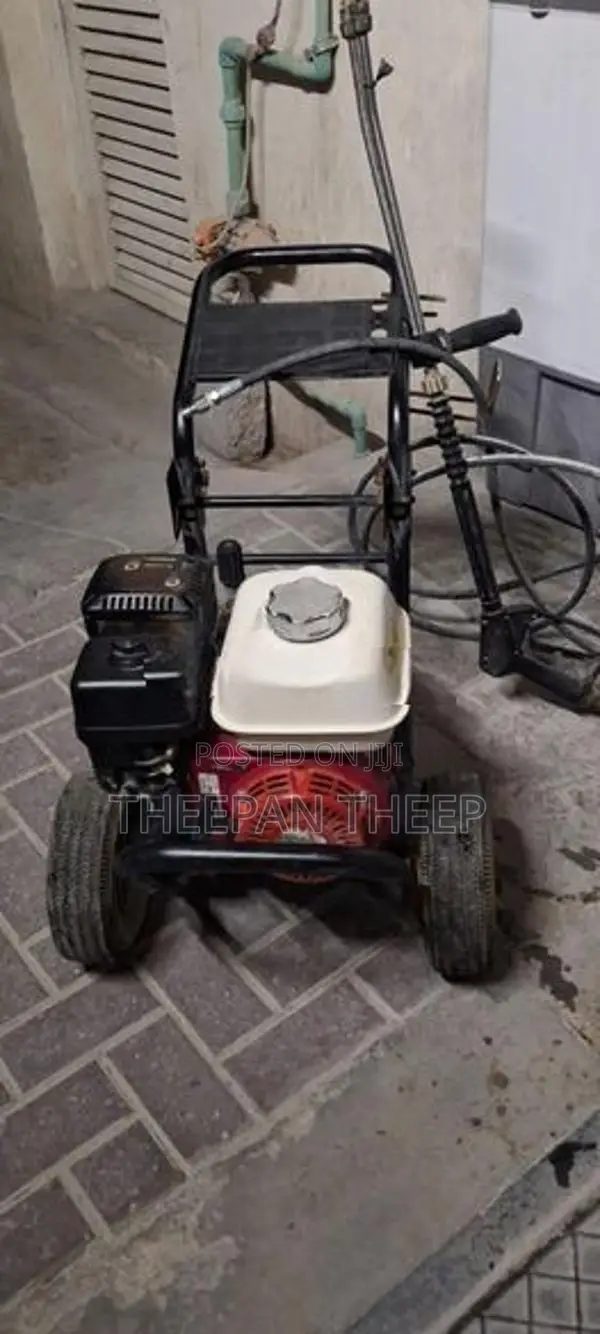 Gasoline-Powered Pressure Washer
