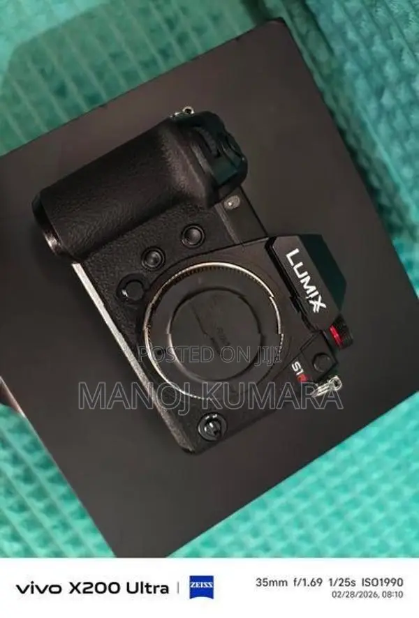 Panasonic S1R 47MP Mirrorless Camera
