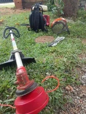 තණකොළ කපන මැෂින්