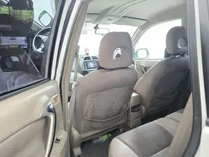 Toyota RAV4 J 2003