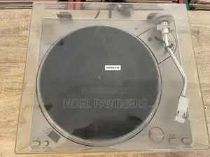 Pioneer Turntable