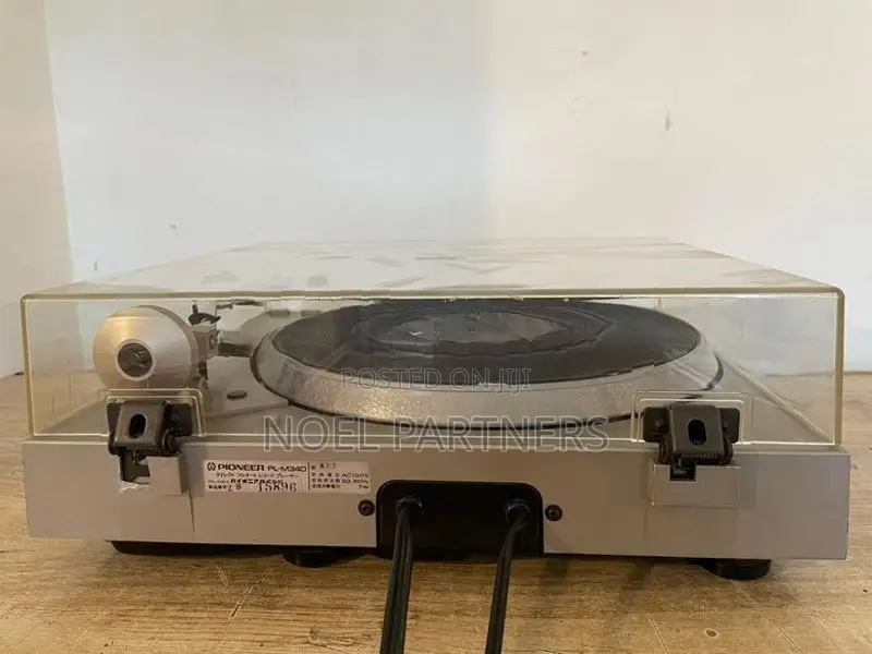 Pioneer Turntable