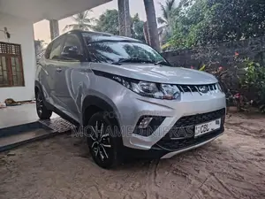 Mahindra KUV 100 2021