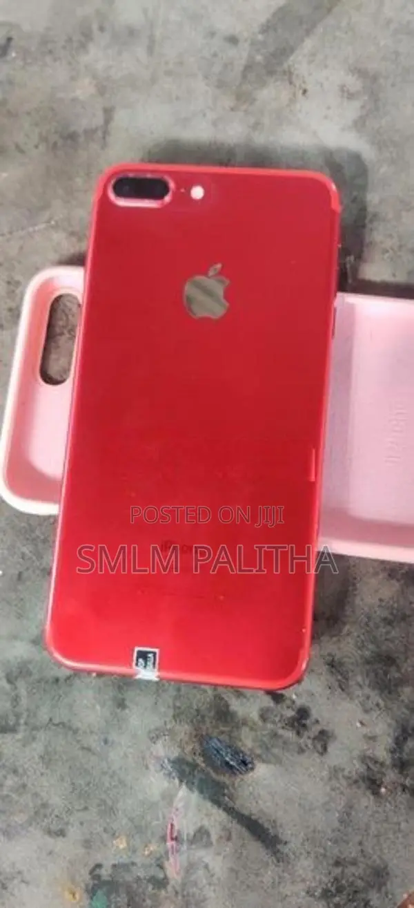 Apple iPhone 7 Plus red (Used)