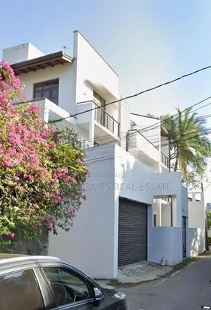 Luxury Furnished House with Parking for Rent-Nugegoda
