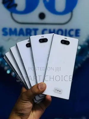 Sony Xperia 8 4GB I 64GB (Used)