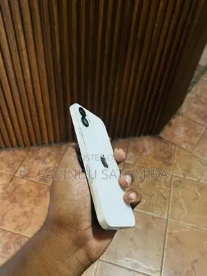 Apple iPhone 12 (Used)