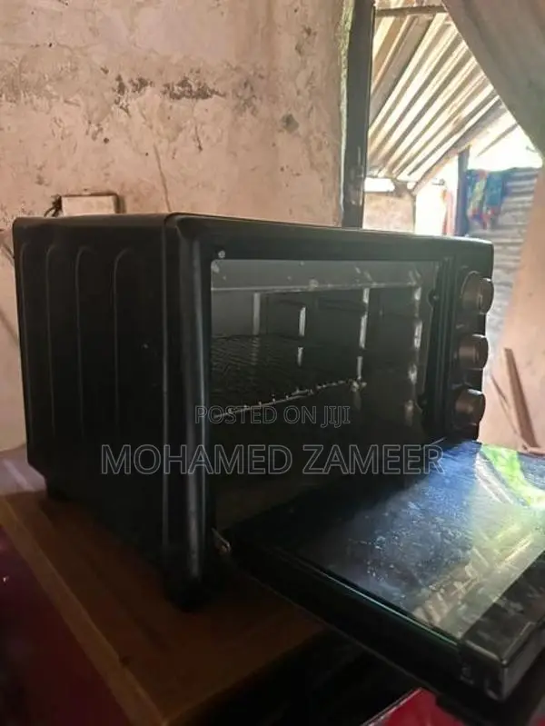 Microwave Oven