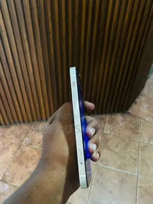 Apple iPhone 12 (Used)