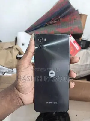 Moto E22s (Used)