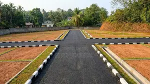 කළුතර නගරයට ඉඩම්