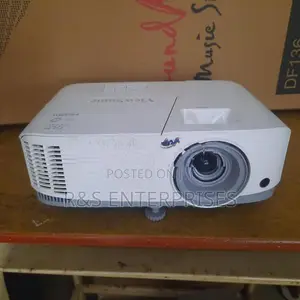 Viewsonic PA503SE Lumens 4000