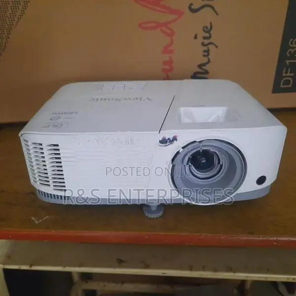 Viewsonic PA503SE Lumens 4000