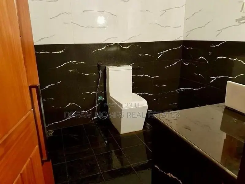 Newly Built House for Sale in Eldeniya, Kadawatha