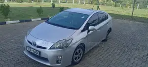 Toyota Prius 3RD GEN 2011