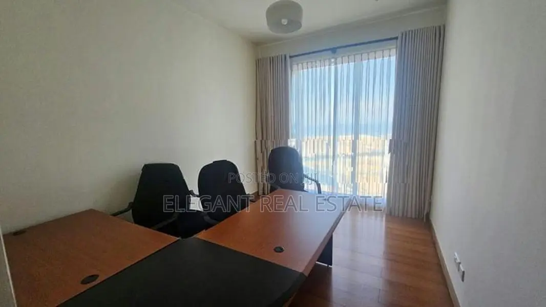 Shangri-La - 04 Bedroom Apartment for Rent in Colombo 02 (A3746)
