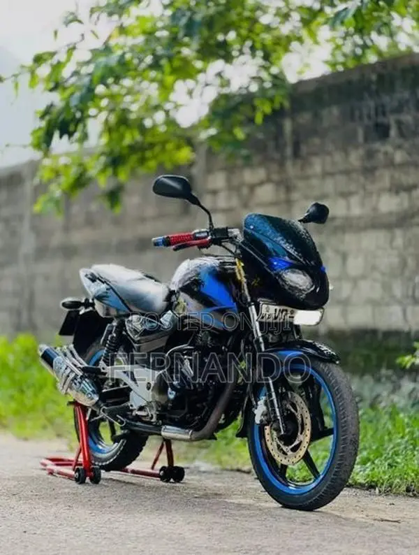 Bajaj Pulsar 180 2010