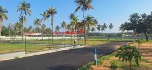 කුරුණෑගල නගරයේ ජනප්‍රිය පාසල් සීමාවේ බිම් කොටස්