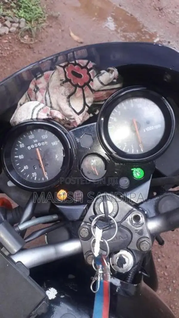 Bajaj Pulsar 150 2006
