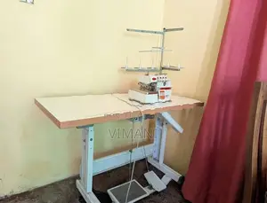 Siruba 757f 5 Thread Overlock Machine with Table
