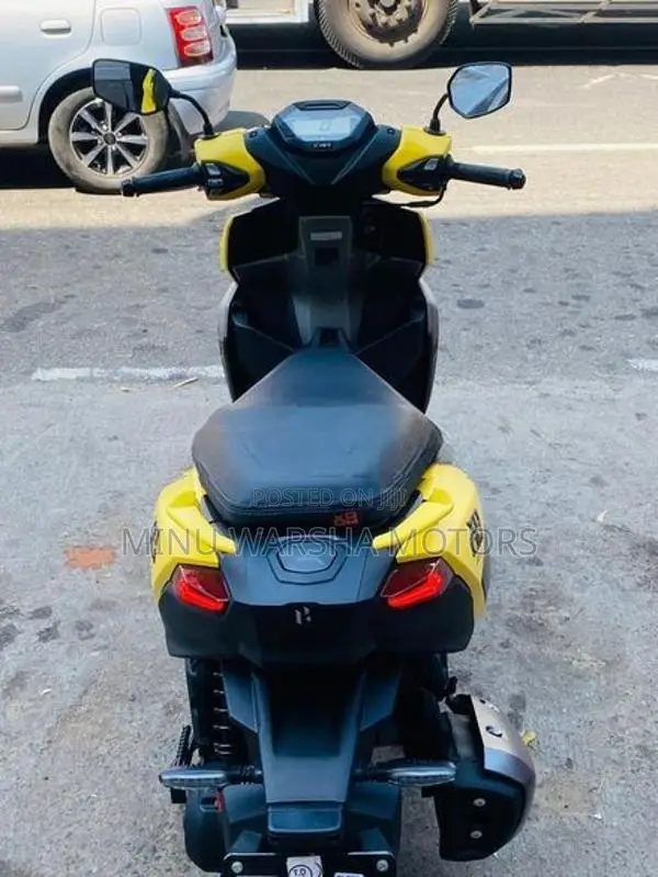 Hero XOOM 125R 2026