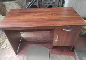 New 4x2 Size Written Table Melamine (Ppp7)