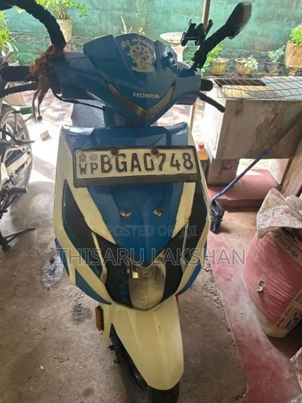 Honda Dio 2017