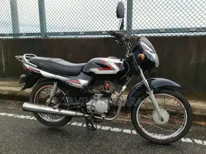 Bajaj CT100 2005
