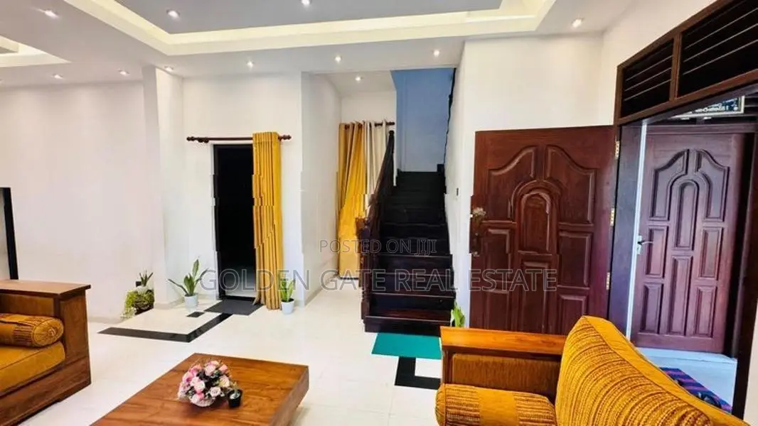 Super Elegant Three Storey house for sale in Yakkala city