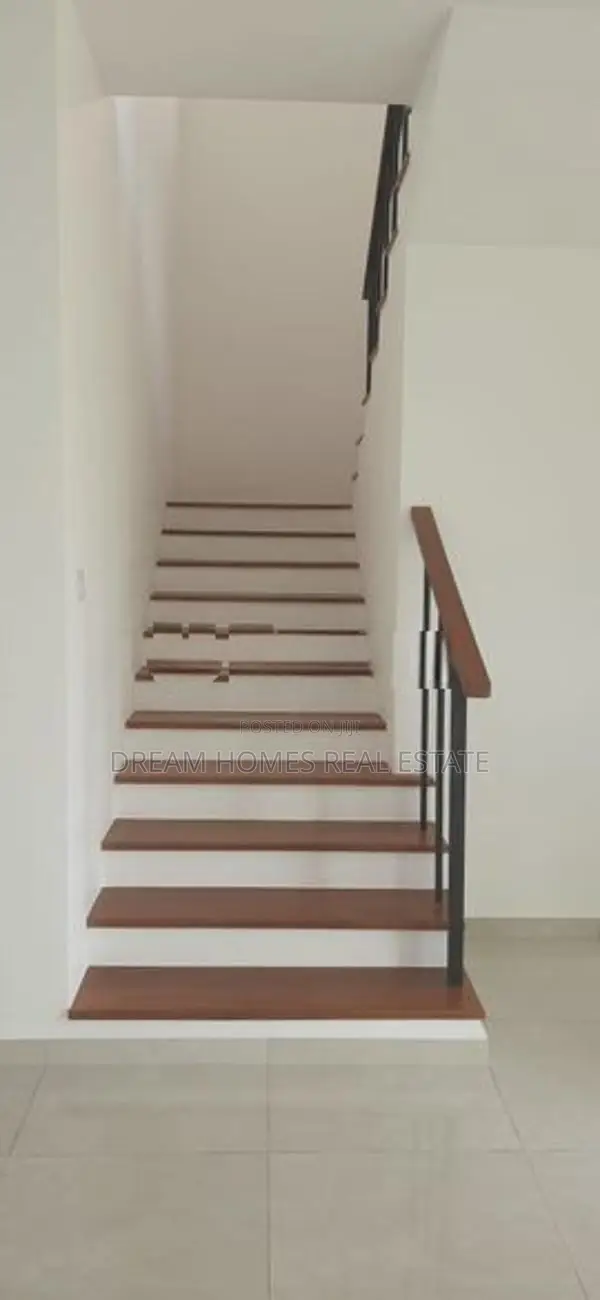 Newly Built House Type Villa with Resort Facilities –piliyandala