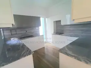 Brand New Super Luxury House for Sale in Piliyandala