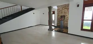 3 Storey Office Space in Battaramulle Junction