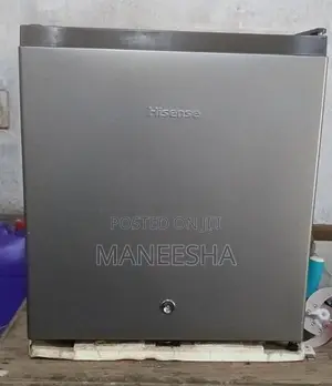 Hisense Mini Refrigerator