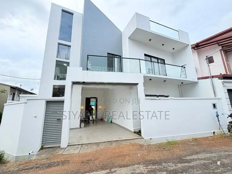 Brand New House for Sale in Athurugiriya