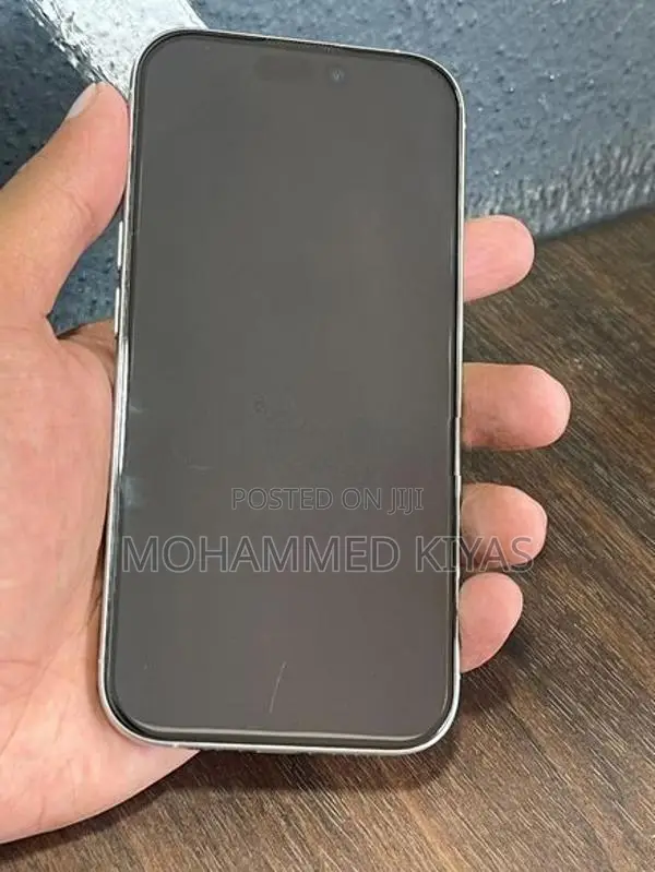 Apple iPhone 16 Pro (Used)