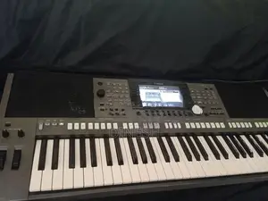 Yamaha PSR S970 Keyboard