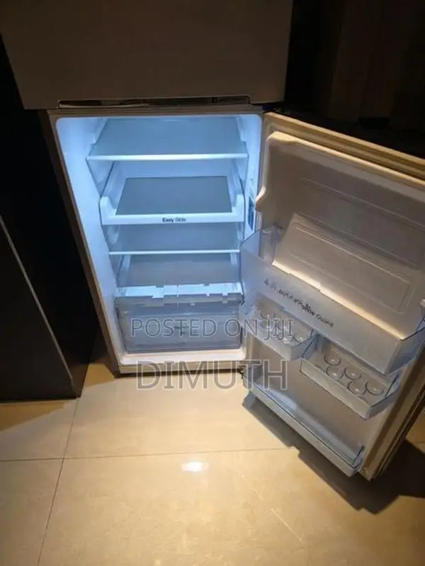 Samsung Refrigerator 220L