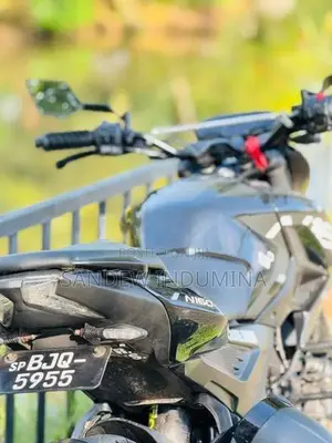 Bajaj Pulsar N160 2025