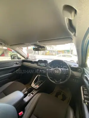 Honda Vezel Z Premium 10 speaker 2024
