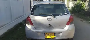 Toyota Vitz 2007