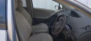 Toyota Vitz 2007