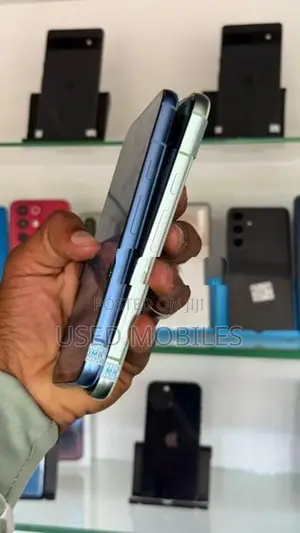 Google Pixel 8a (Used)