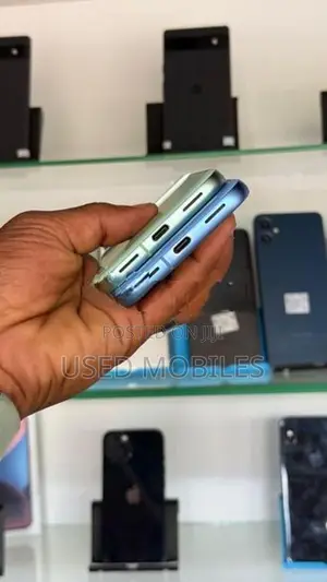 Google Pixel 8a (Used)